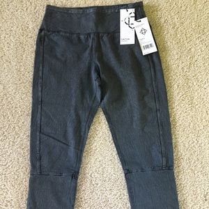 Satva Yoga Pants